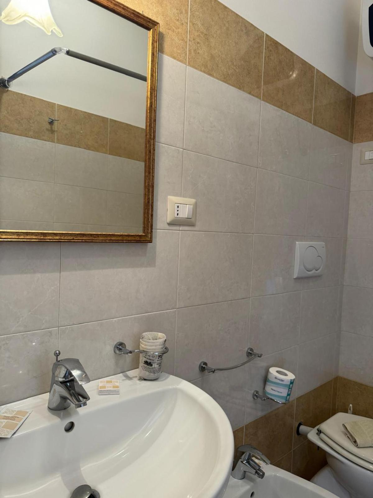 Case Vacanze Di Isabella Stoia Giardini Naxos Exteriér fotografie