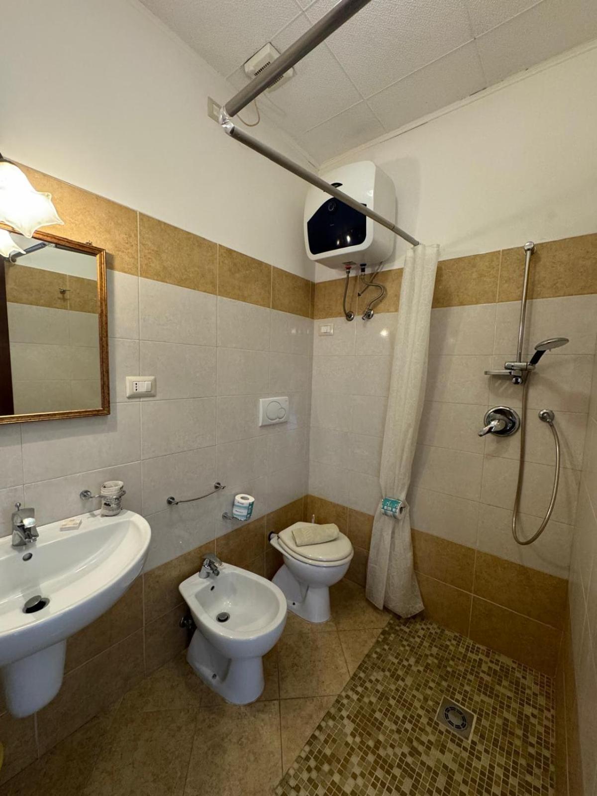 Case Vacanze Di Isabella Stoia Giardini Naxos Exteriér fotografie