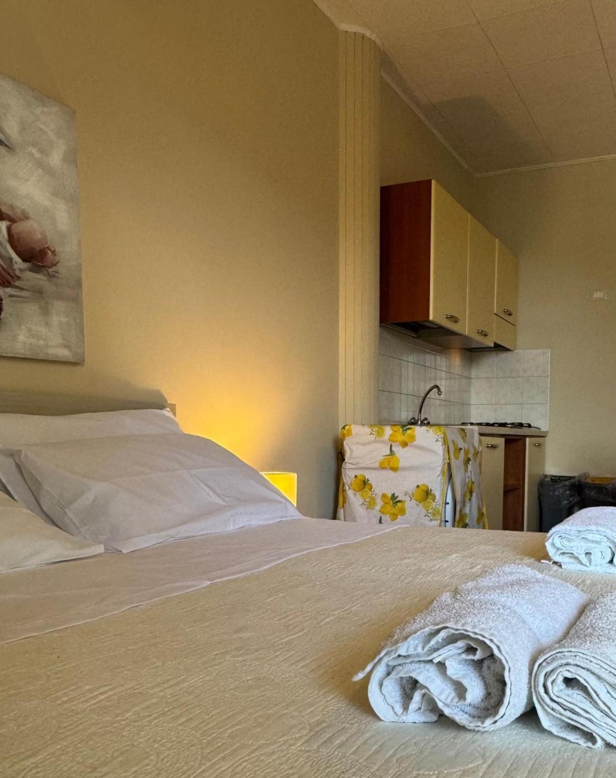 Case Vacanze Di Isabella Stoia Giardini Naxos Exteriér fotografie